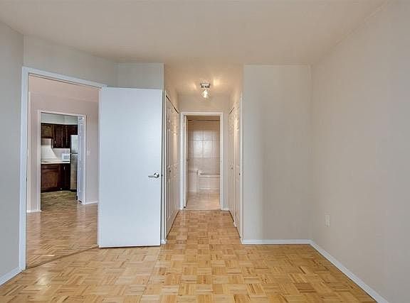 4th image of 118 Meadowlands Pkwy #118