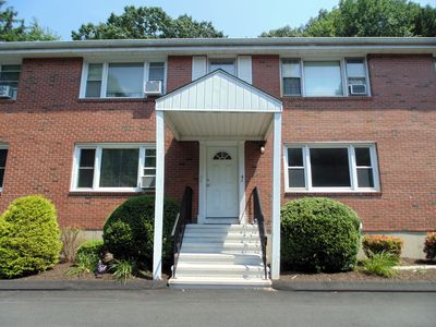 56 Wakelee Avenue Extension APT 3, Shelton, CT, 06484