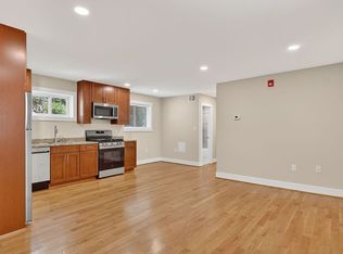 4438 B St SE #3, Washington, DC 20019