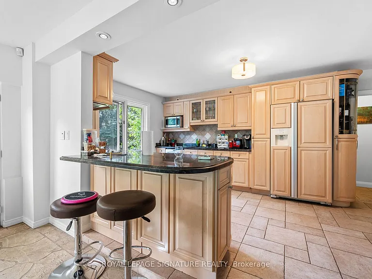 2234 Gordon Dr — Photo 11