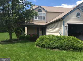 19 Goldenrod Ct, Hamilton, NJ 08690