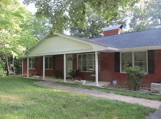 5633 Ferguson Dr, Roanoke, VA 24014