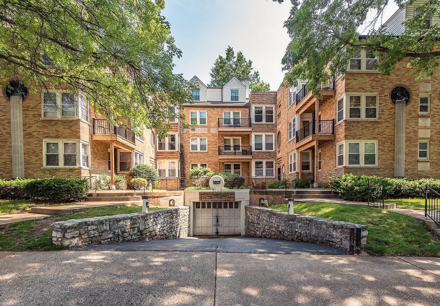 7532 York Dr APT 2D, Saint Louis, MO 63105 MLS 23034844 Zillow