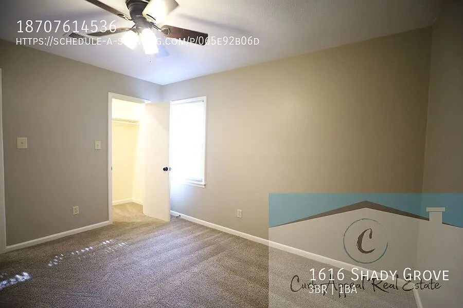 Recently renovated 3 bed 1 bath home with fenced yard!! — Photo 3