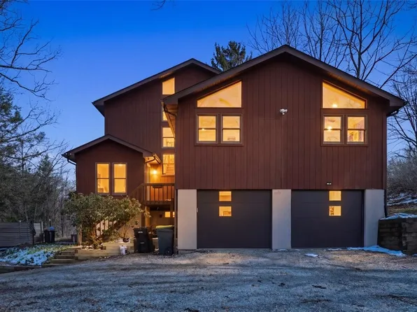 700 Woodland Rd, Bradfordwoods, PA 15015