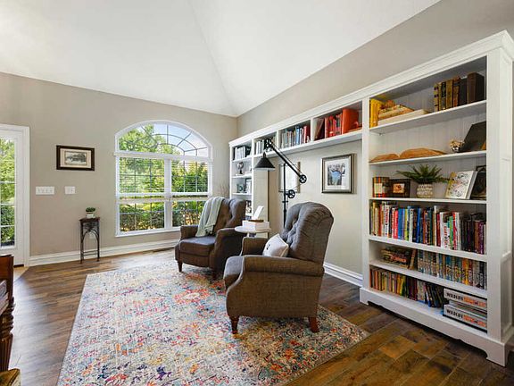 5th image of 5826 Chiddingstone Ln