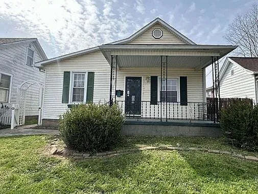 1223 Mayo St photo 1