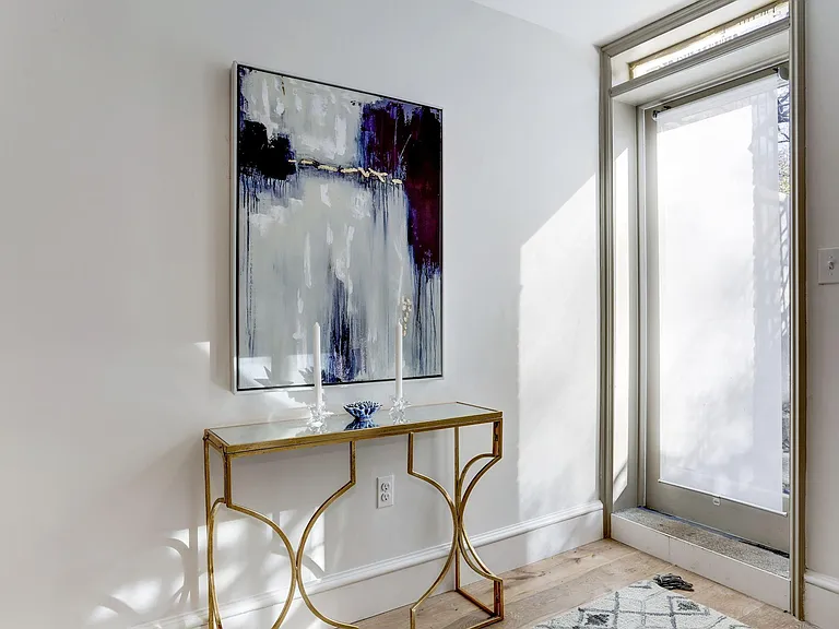 1416 Potomac Ave SE #2 — Photo 4