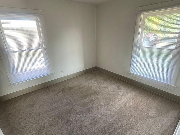 4th image of 1937 Willard Ave SE #1937