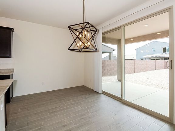 5th image of 12113 Avianna Way