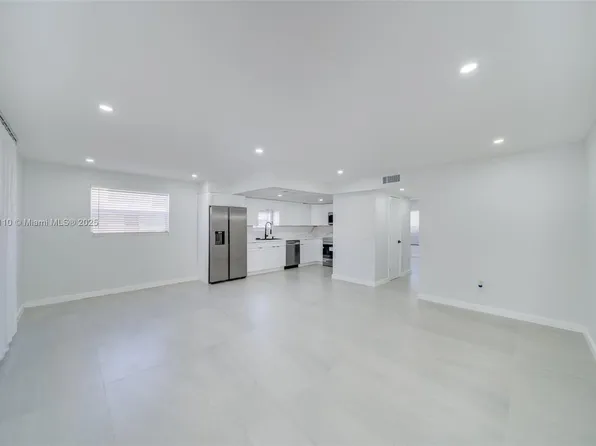 4155 SW 66th Ter #104, Davie, FL 33314