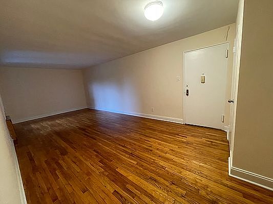 5th image of 67-67 Burns St #3