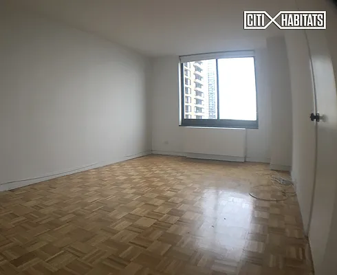 Rented by Citi Habitats | media 37