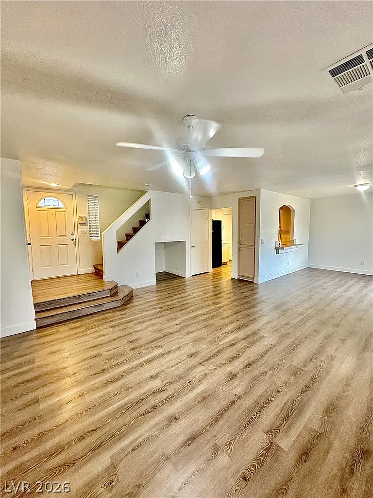 4 bed, 2.5 bath, 1520 sqft, $1,875 — Photo 4