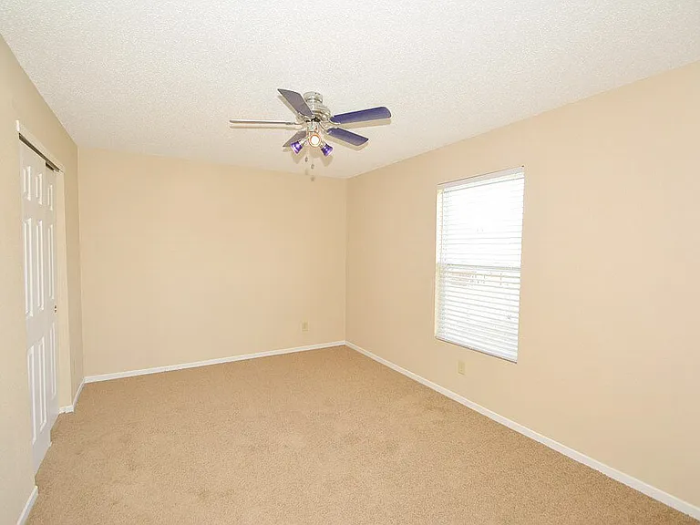 5660 Grassy Bank Dr — Photo 19
