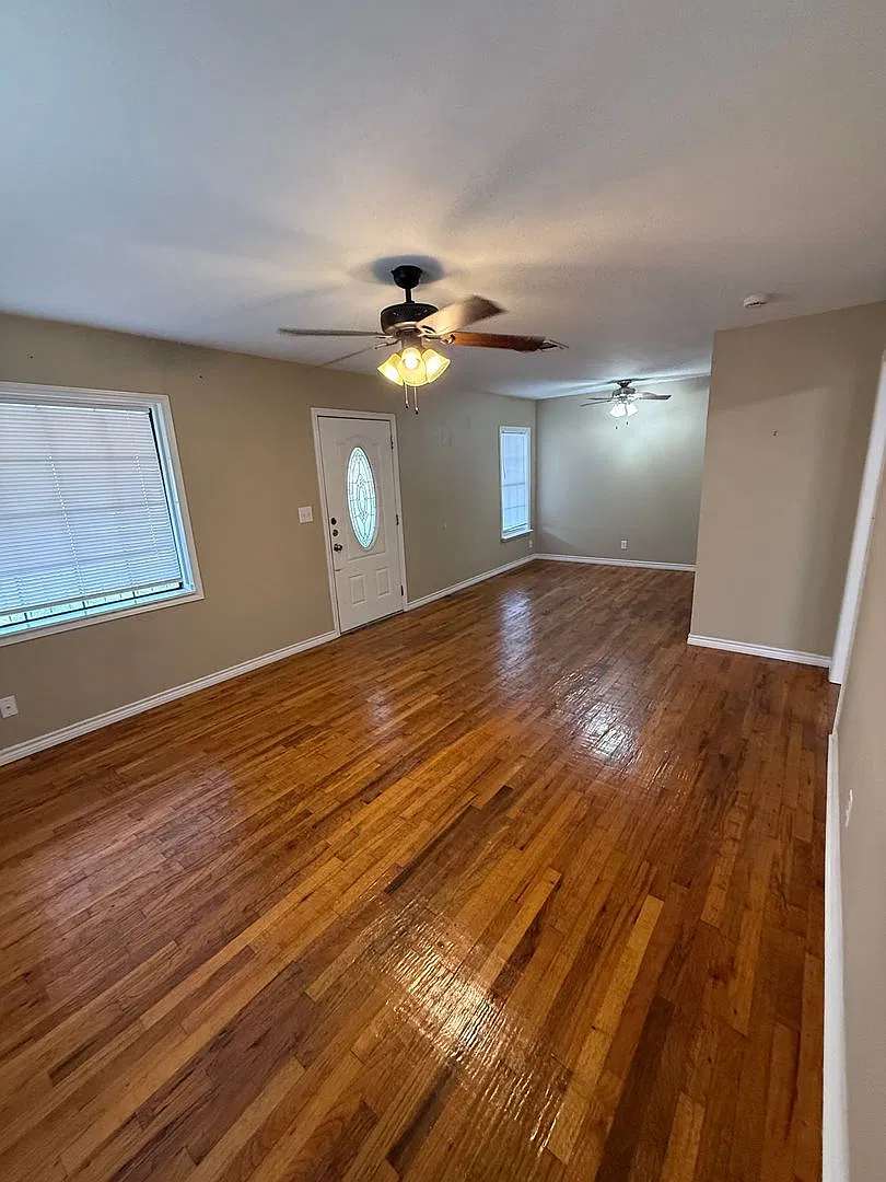 New On Market — Photo 4