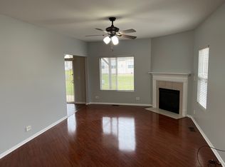 1706 Fredericksburg Ln, Aurora, IL 60503