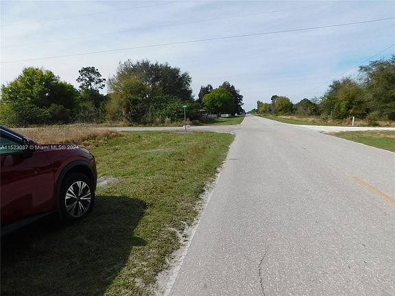 5th image of 448 Horse Club Ave