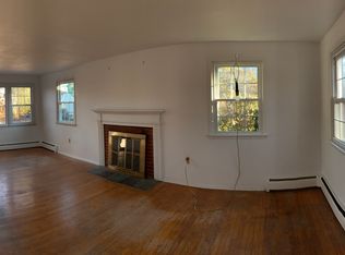 70 Fenwood Dr, Old Saybrook, CT 06475