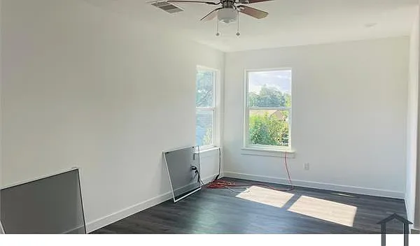 8414 Sandra St — Photo 12