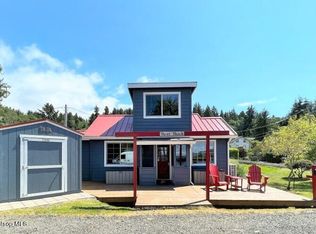 4707 Ash St, Astoria, OR 97103