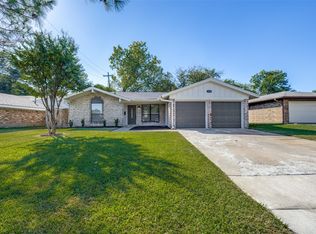 1800 W McGee St, Sherman, TX 75092