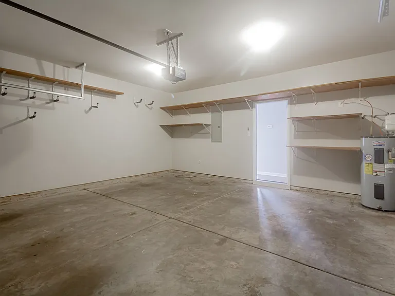 125 Cloverwood Dr SW — Photo 26