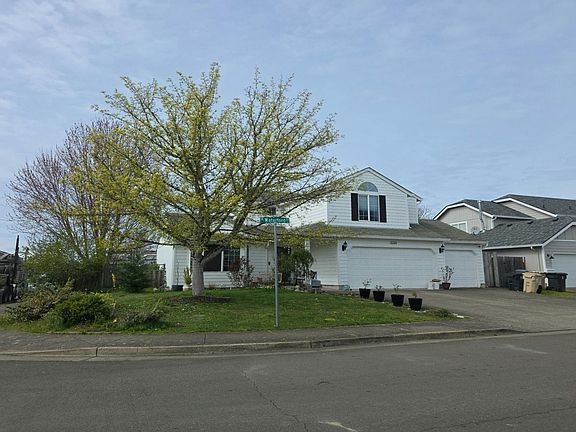 3rd image of 2284 Waterford St SE