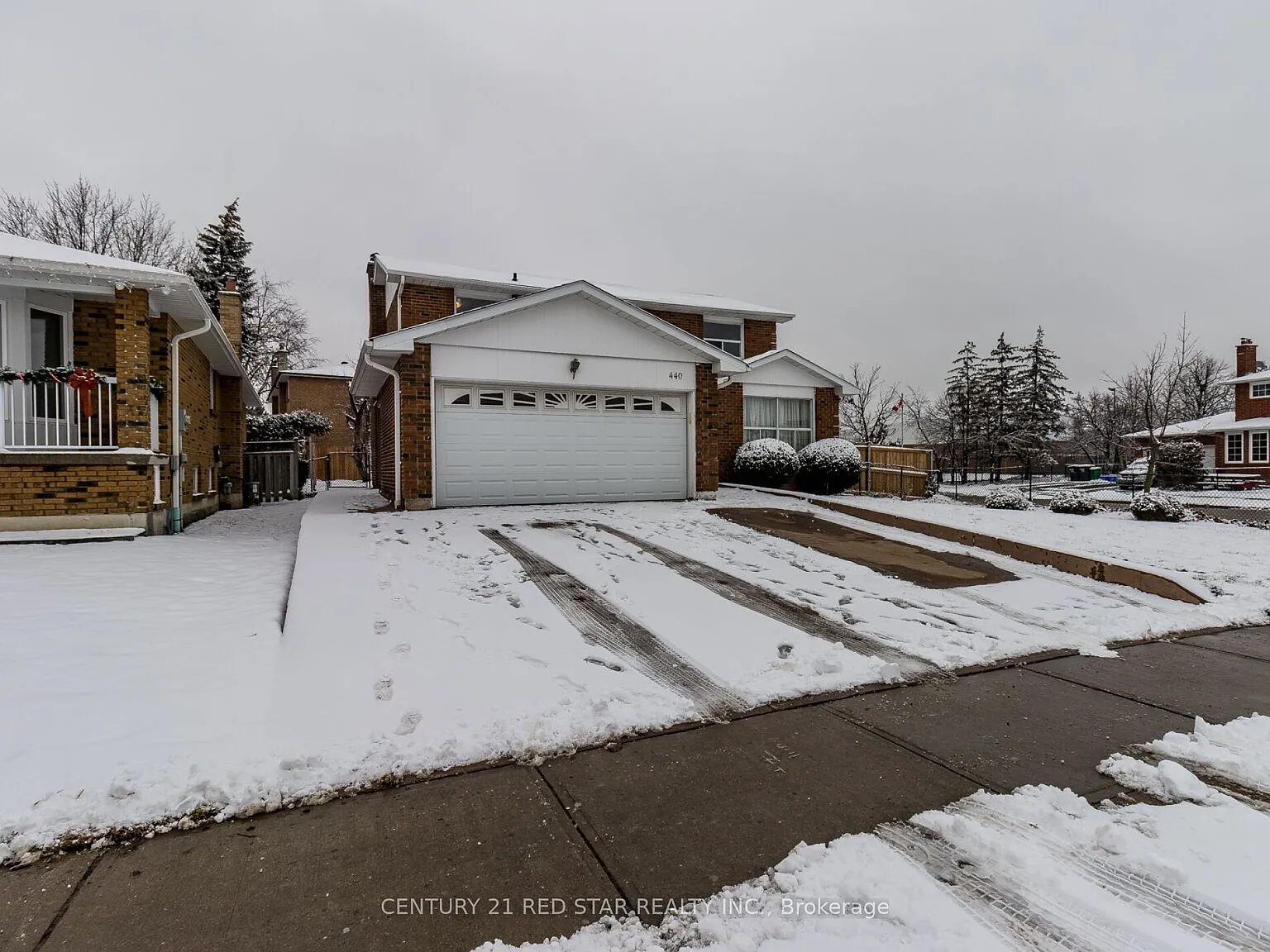 3 bed, $2,300 — Photo 4