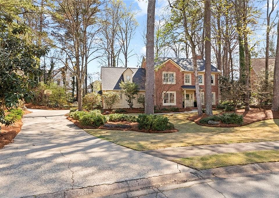 1st image of 4047 Penhurst Dr
