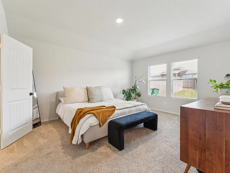 821 Bahia Pl — Photo 13