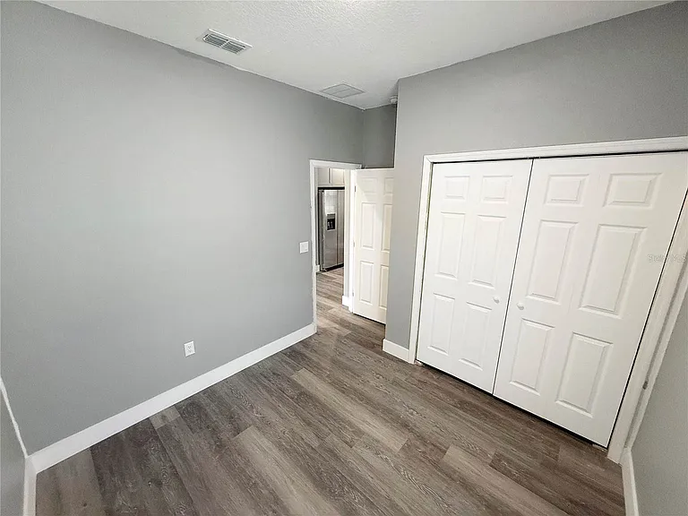 323 Pearl St #1 — Photo 31