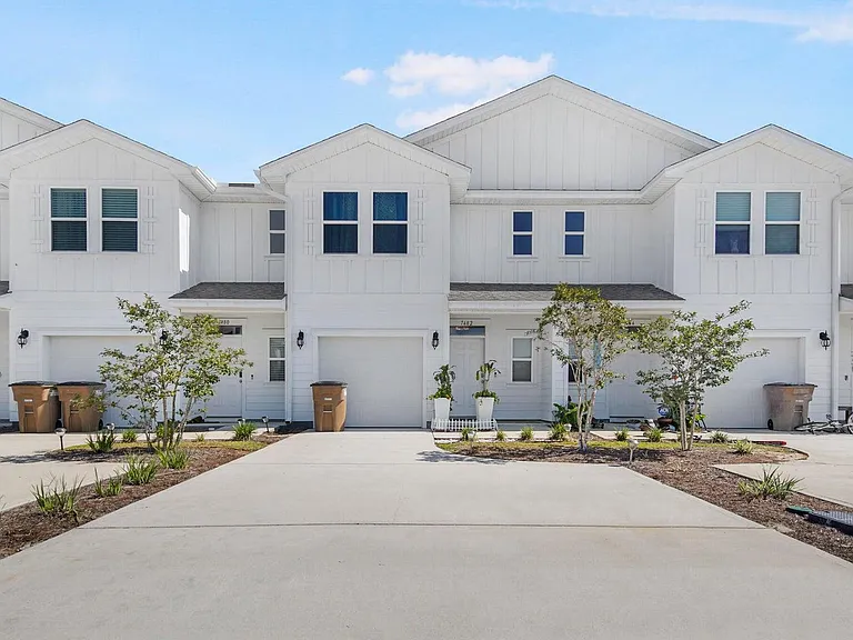7482 Shadow Lake Dr — Photo 18