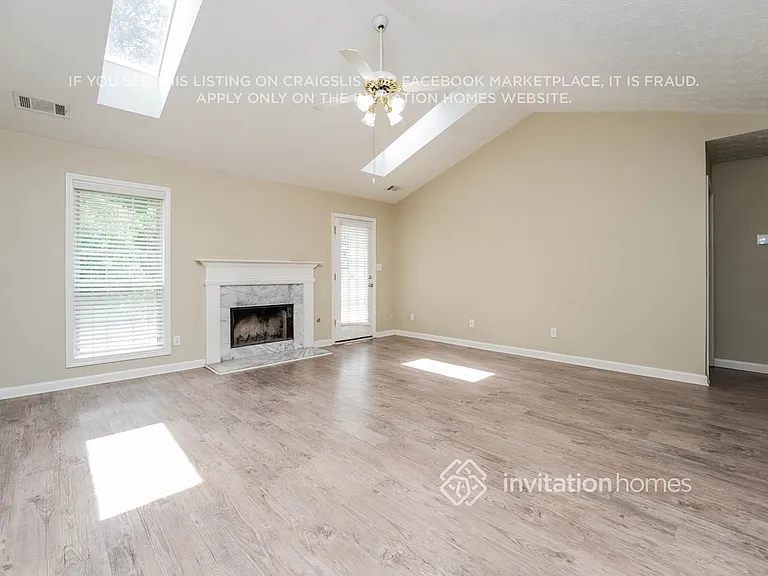 2868 Loral Pines Dr — Photo 3