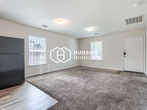 3rd image of 3408 Spring Ave