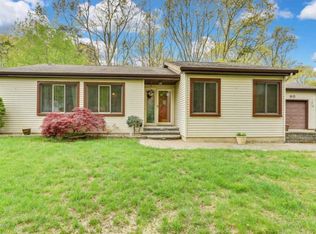 80 Buckingham Dr, Jackson, NJ 08527