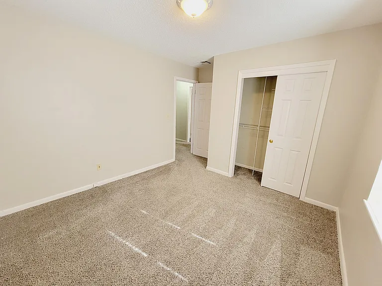1744 S Lark Ln — Photo 17