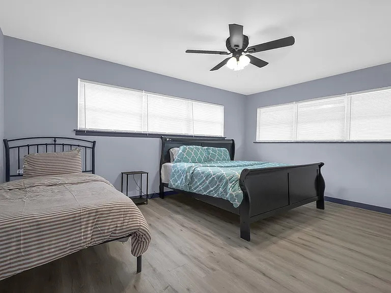 11103 Greenwillow St — Photo 15