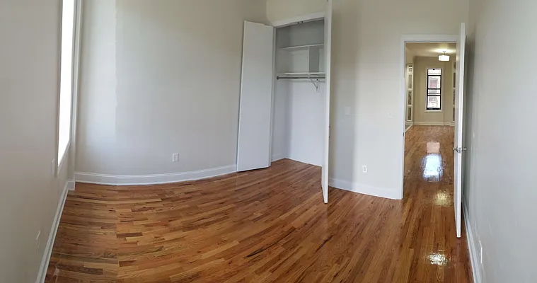 Rented by Smart NY Realty LLC | media 9