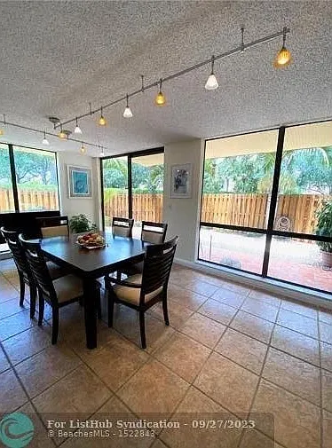 5705 Fox Hollow Dr — Photo 82