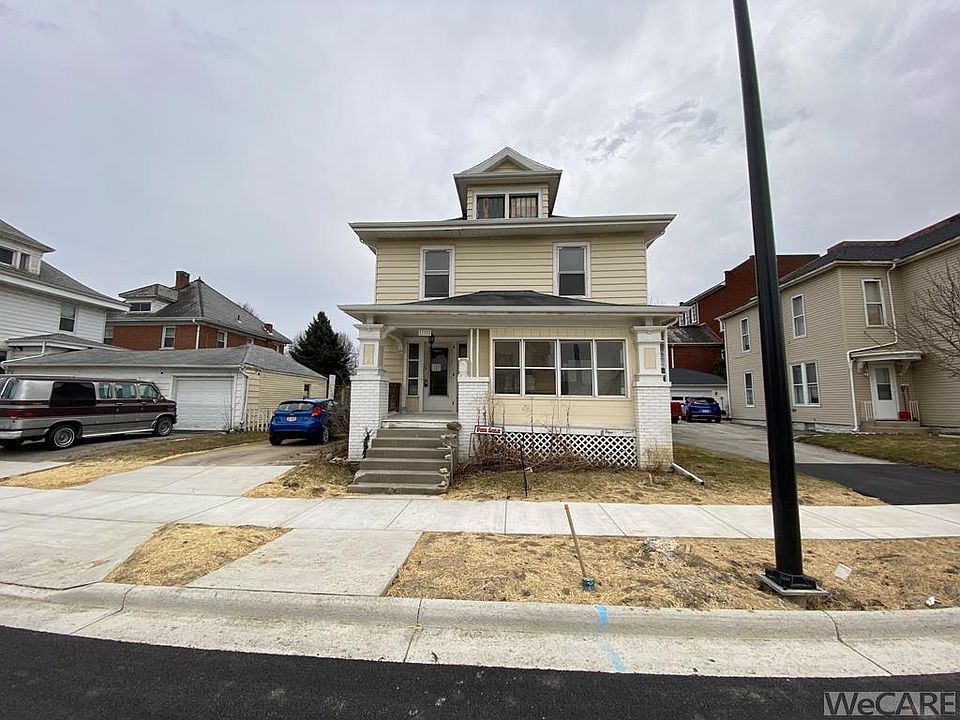 1st image of 205 W Benton St