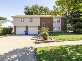 1313 Bluestem Dr, Junction City, KS 66441