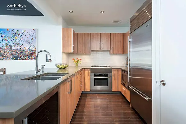 Rented by Sotheby's International Realty | media 17