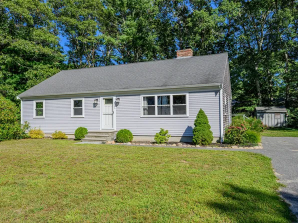 161 Bishops Terrace, Hyannis, MA 02601