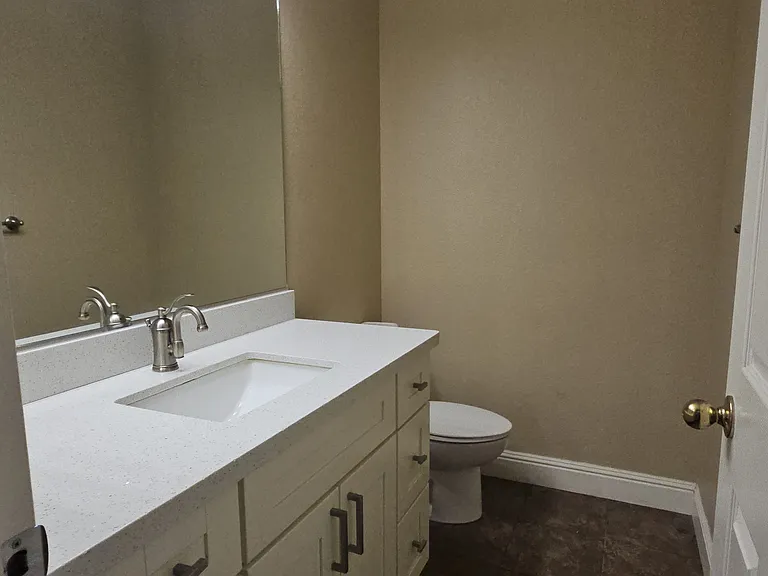 376 Treasure Island Dr — Photo 14
