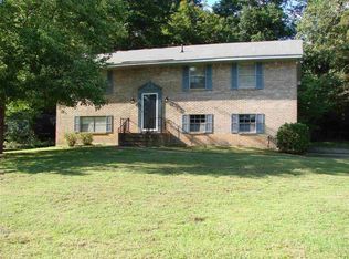 1037 Gail Dr, Adamsville, AL 35005