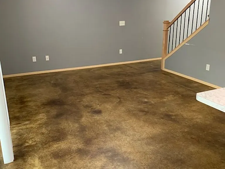 600 Haley Pl — Photo 9