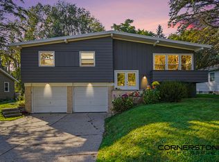 921 Covell Ave NW, Grand Rapids, MI 49504