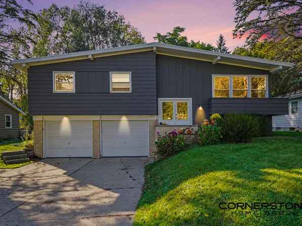921 Covell Ave NW, Grand Rapids, MI 49504
