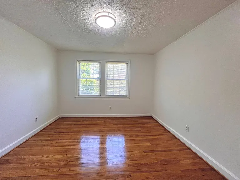 2115 Suitland Ter SE #202 — Photo 9